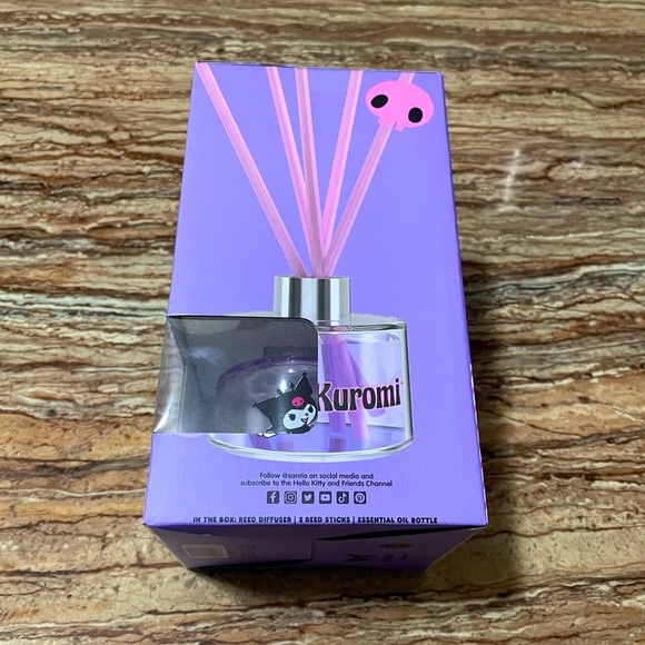 Hello Kitty - Picture 3 of 5